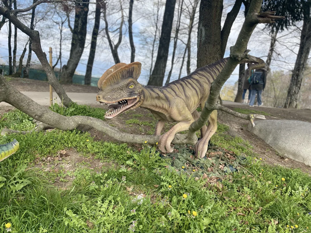 Représentation d'un Dilophosaure - Dinoworld Expo